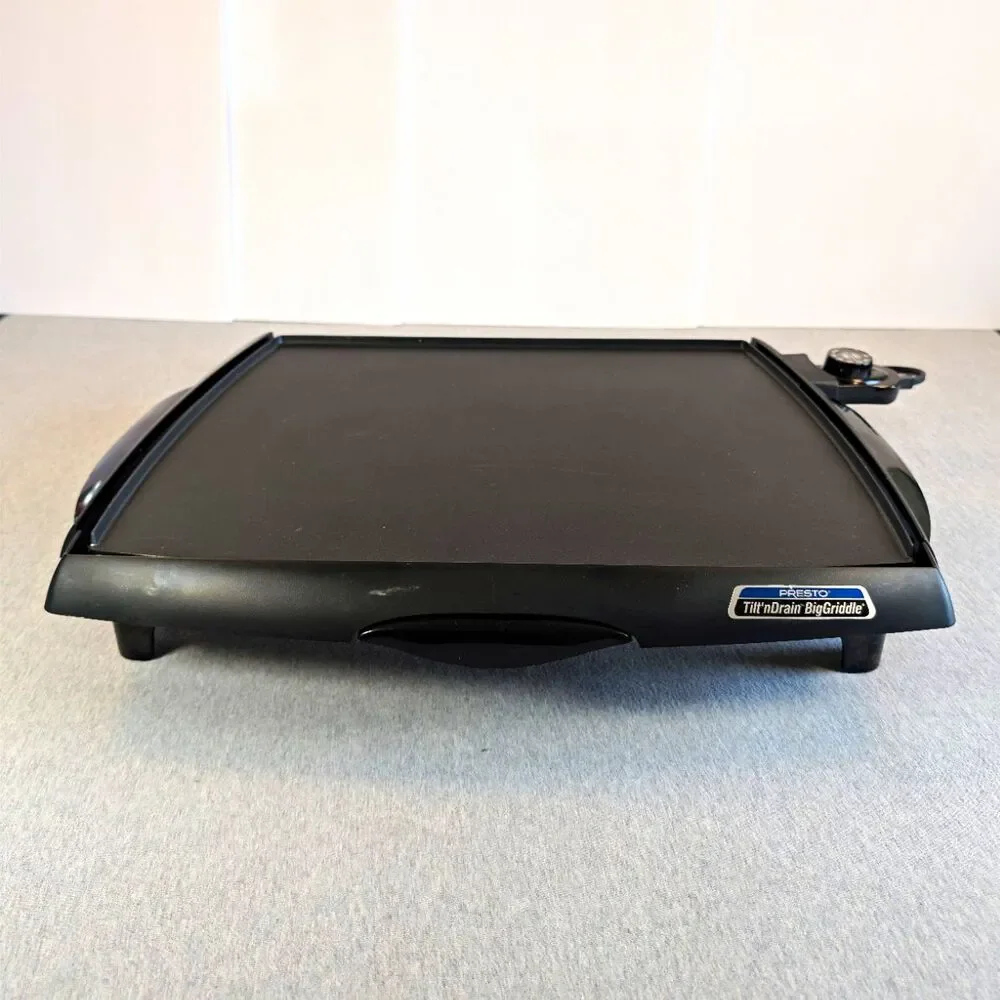 Presto Tilt'nDrain BigGriddle 1500W Adjustable Temp Electric Griddle Black 07046